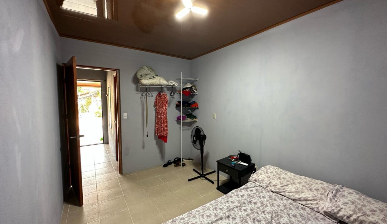 Seaside Sanctuary: Dual Apartments Steps From The Beach